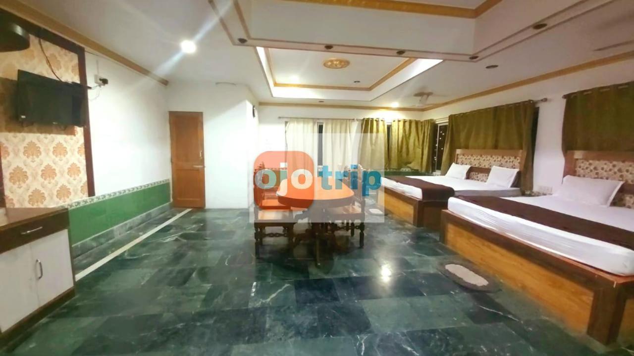 Hotel Well Inn Puri Bagian luar foto