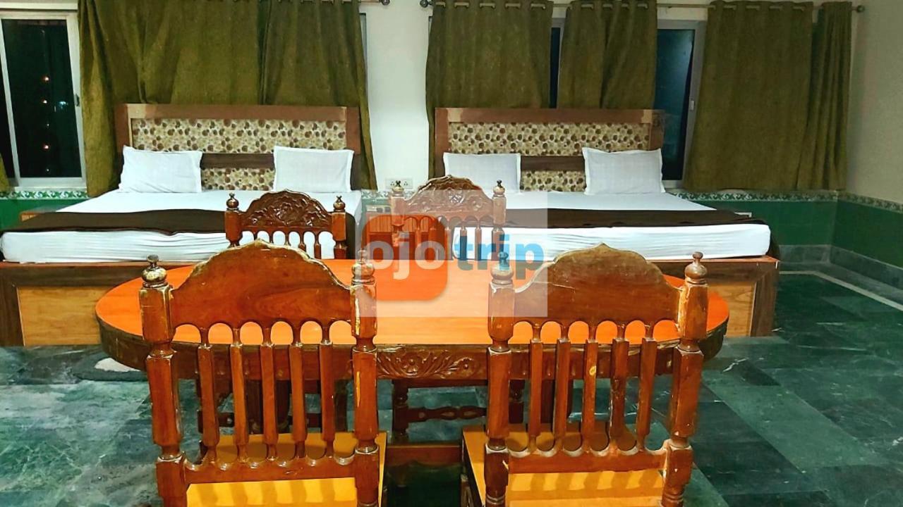 Hotel Well Inn Puri Bagian luar foto