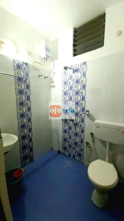 Hotel Well Inn Puri Bagian luar foto