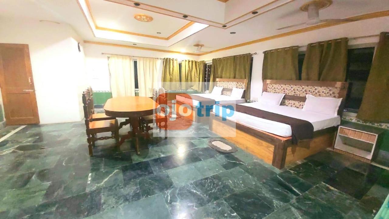 Hotel Well Inn Puri Bagian luar foto